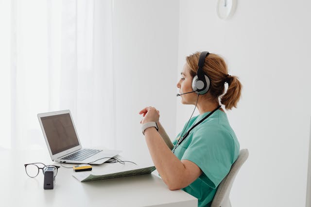 10 Benefits Of Implementing A Virtual Receptionist In Your Medical Office